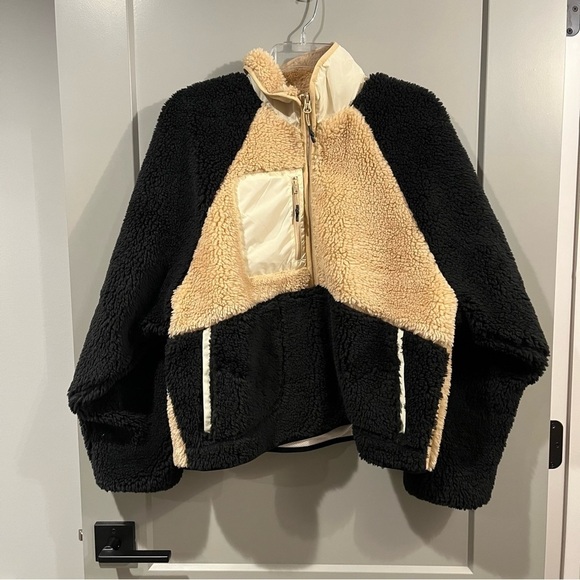 Stoic Size Medium Beige Neutral MTN 1/2-Zip High Pile Fleece Pullover Sherpa - Picture 2 of 6